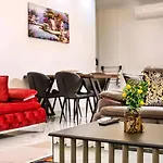 İslamlar 2 Bedroom Secluded With Private Pool Hot Tub *