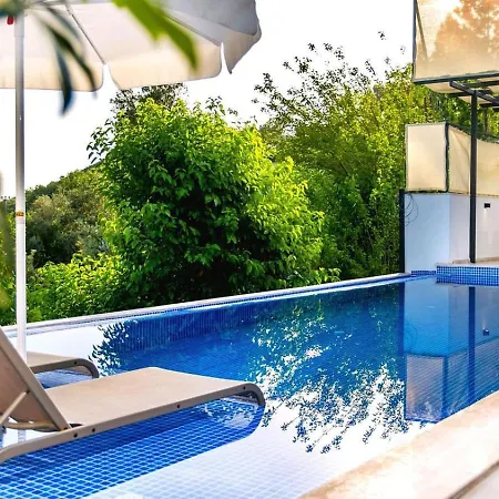 İslamlar 2 Bedroom Secluded With Private Pool Hot Tub Villa Kalkan