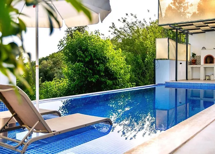 İslamlar 2 Bedroom Secluded With Private Pool Hot Tub Villa Kalkan