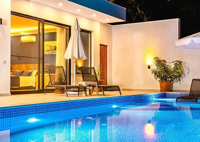 İslamlar 2 Bedroom Secluded With Private Pool Hot Tub