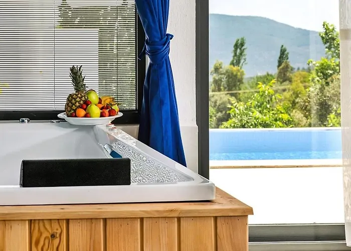Villa İslamlar 2 Bedroom Secluded With Private Pool Hot Tub Kalkan